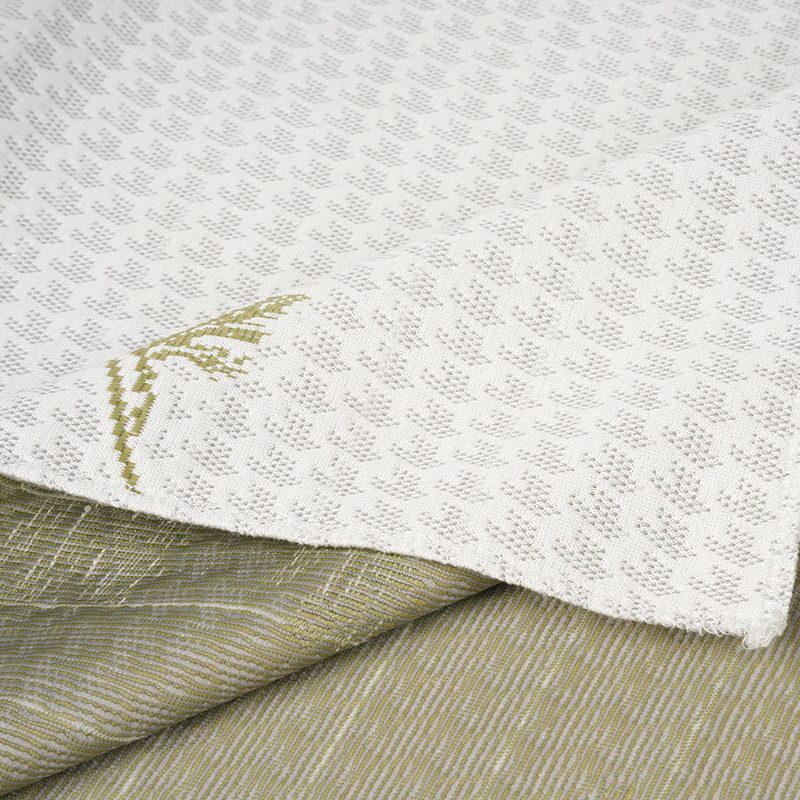 Fabraic Pillow um Thoirchis poileistir