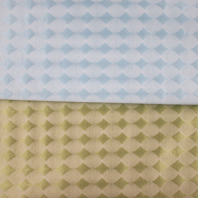 Fabraic Mat Fuarú Silk Oighear