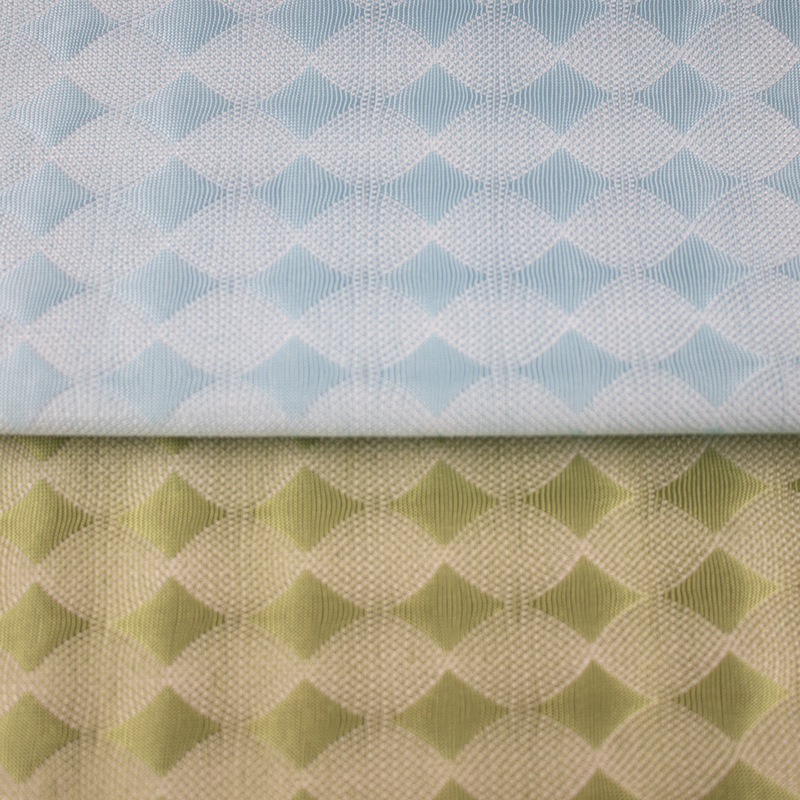 Fabraic Mat Fuarú Silk Oighear