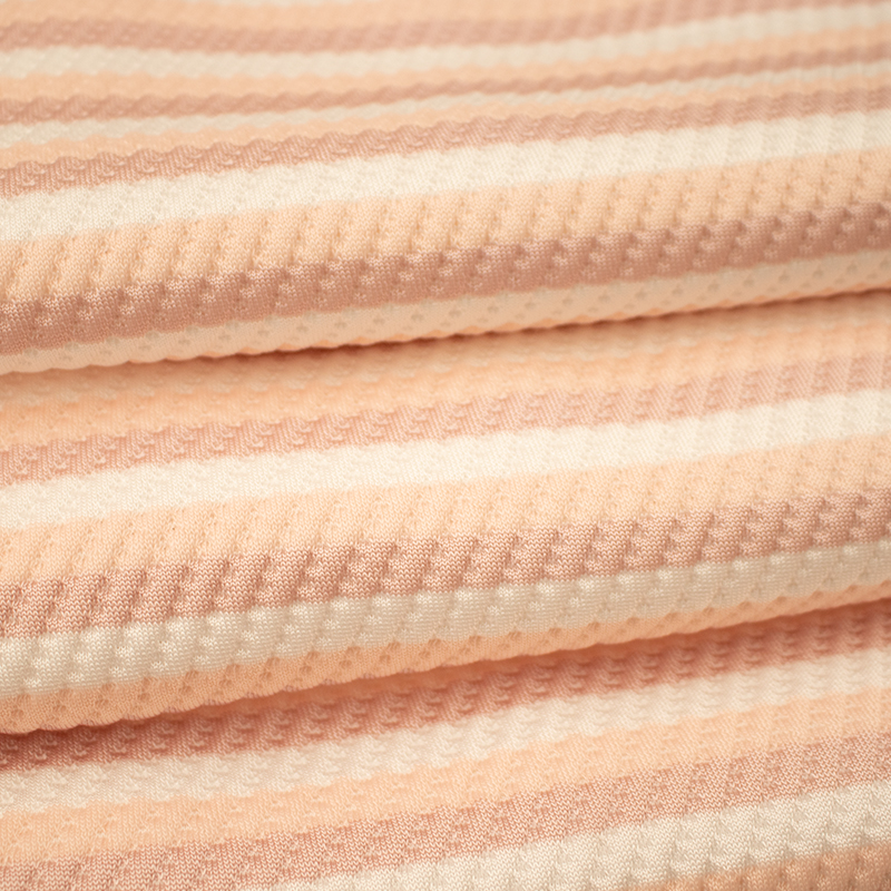 Fabraic Mat Fuarú Silk Oighear
