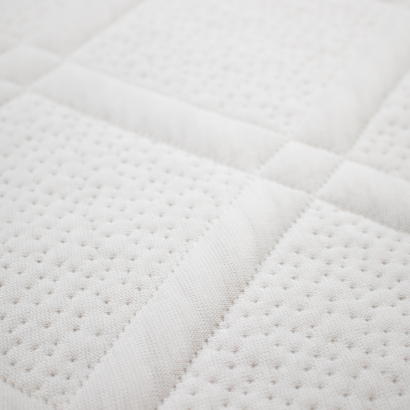 Fabraic Pillow um Thoirchis Graphene